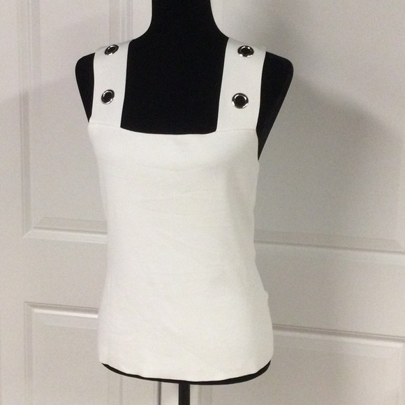 Bar III Tops - Bar III White Tank Top.. Very Cool!